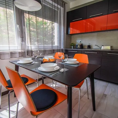 Mediterran Garden Apartman Appartamento Balatonboglár